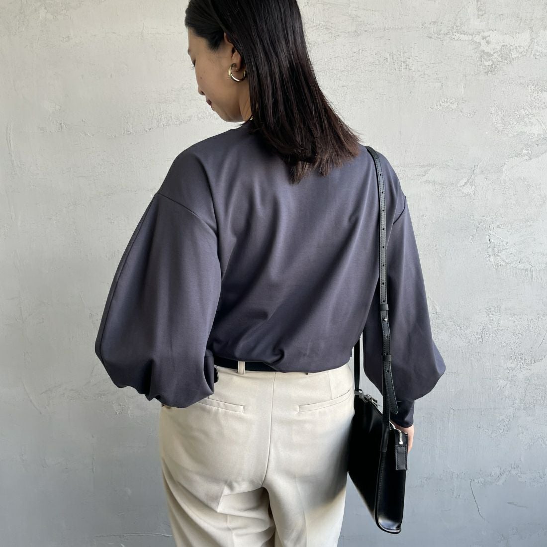 USINE [ユジーヌ] ピスチェドッキングプルオーバー [2430803] NAVY &&モデル身長：163cm 着用サイズ：F&&