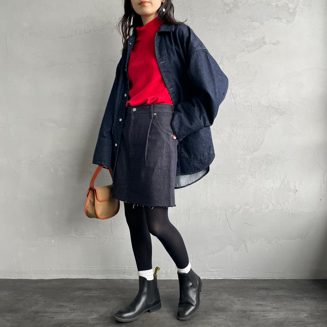 Americana × JEANS FACTORY [アメリカーナ × ジーンズファクトリー] 別注 カットオフデニムミニスカート [ASO-721-JF] ﾈｲﾋﾞｰ &&モデル身長：160cm 着用サイズ：S&&