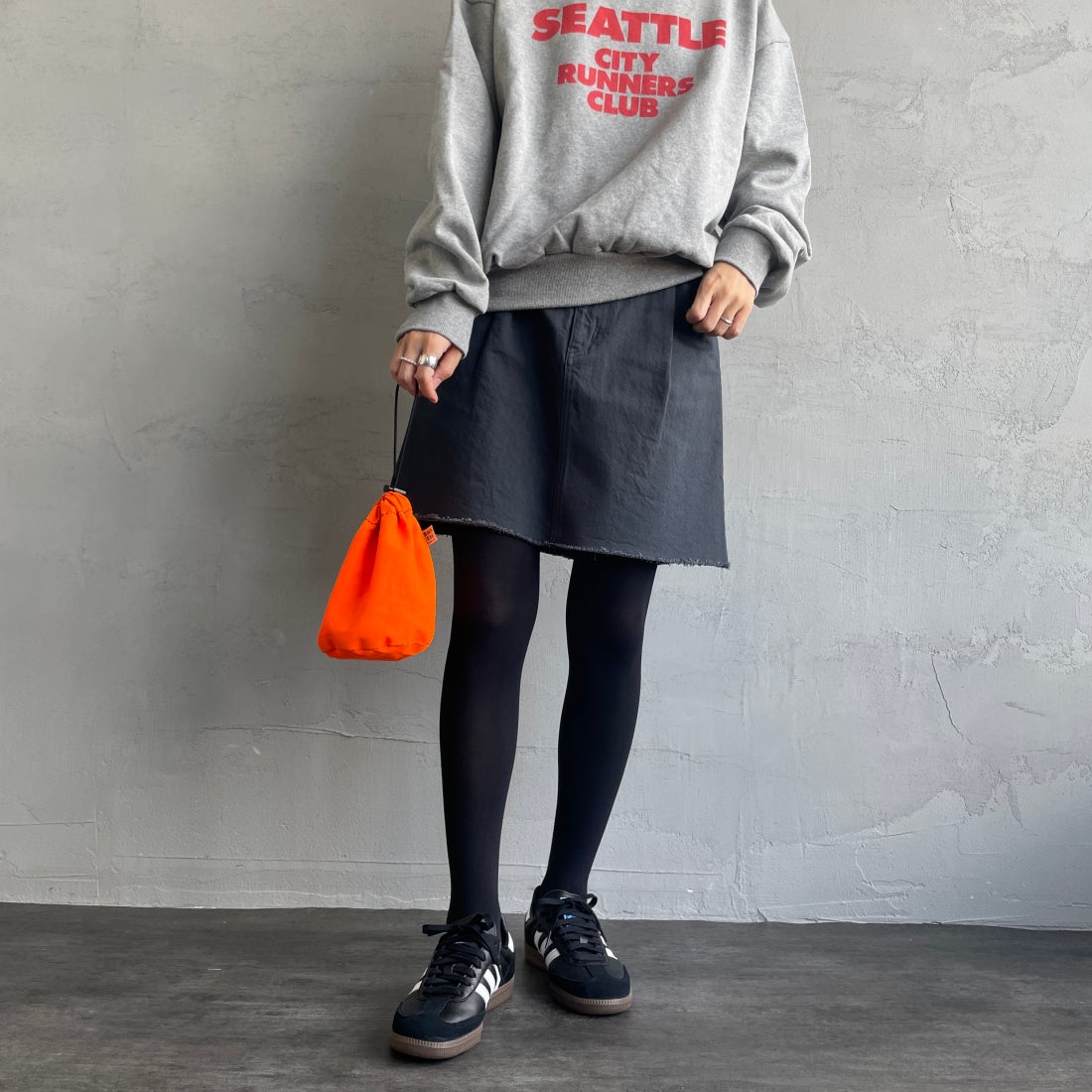 Americana × JEANS FACTORY [アメリカーナ × ジーンズファクトリー] 別注 カットオフデニムミニスカート [ASO-721-JF] ｽﾐｸﾛ &&モデル身長：160cm 着用サイズ：S&&