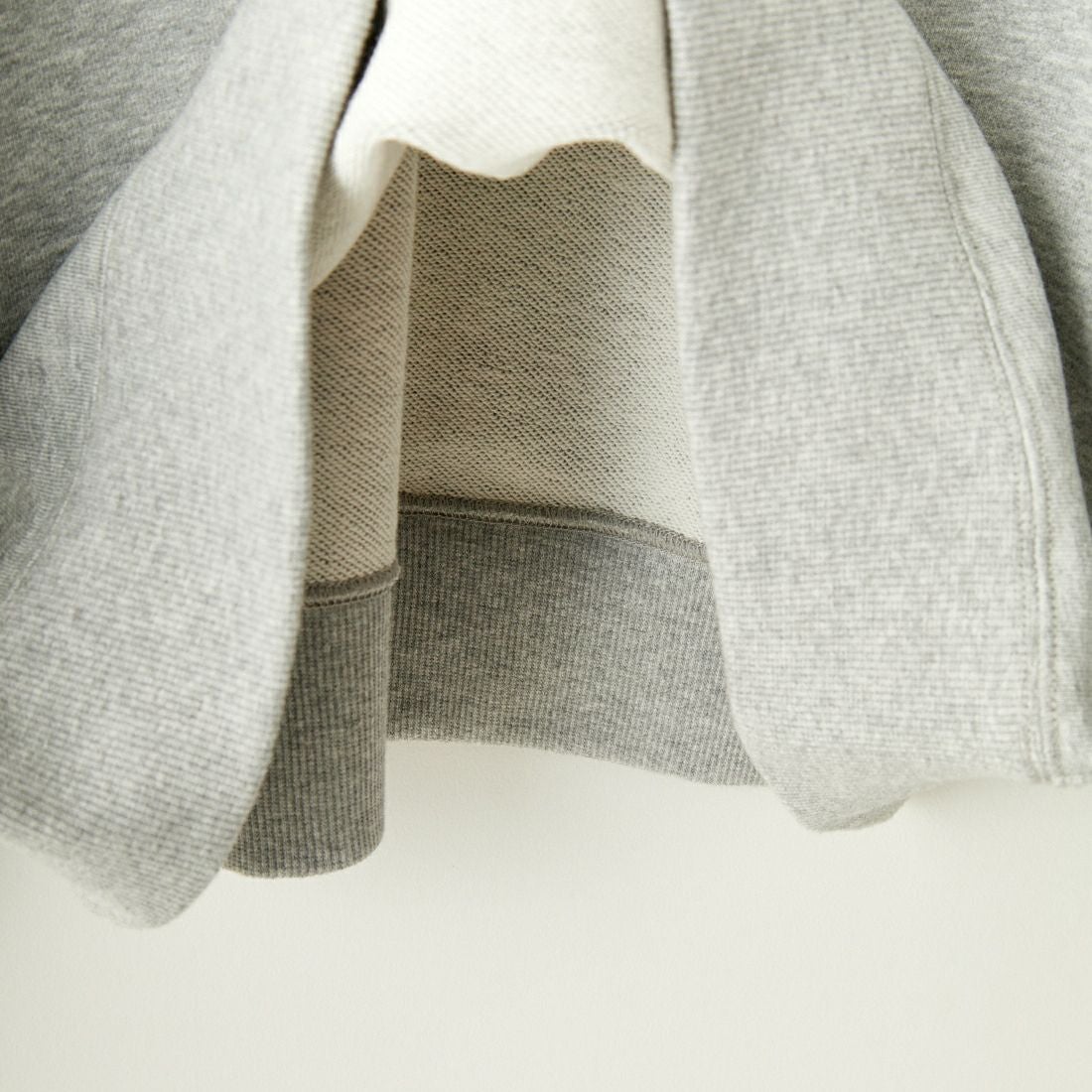 Fanatics [ファナティクス] 別注 MLBロゴ刺繍 クルーネックスウェット [OT0524FW0002-JF] GRY LA