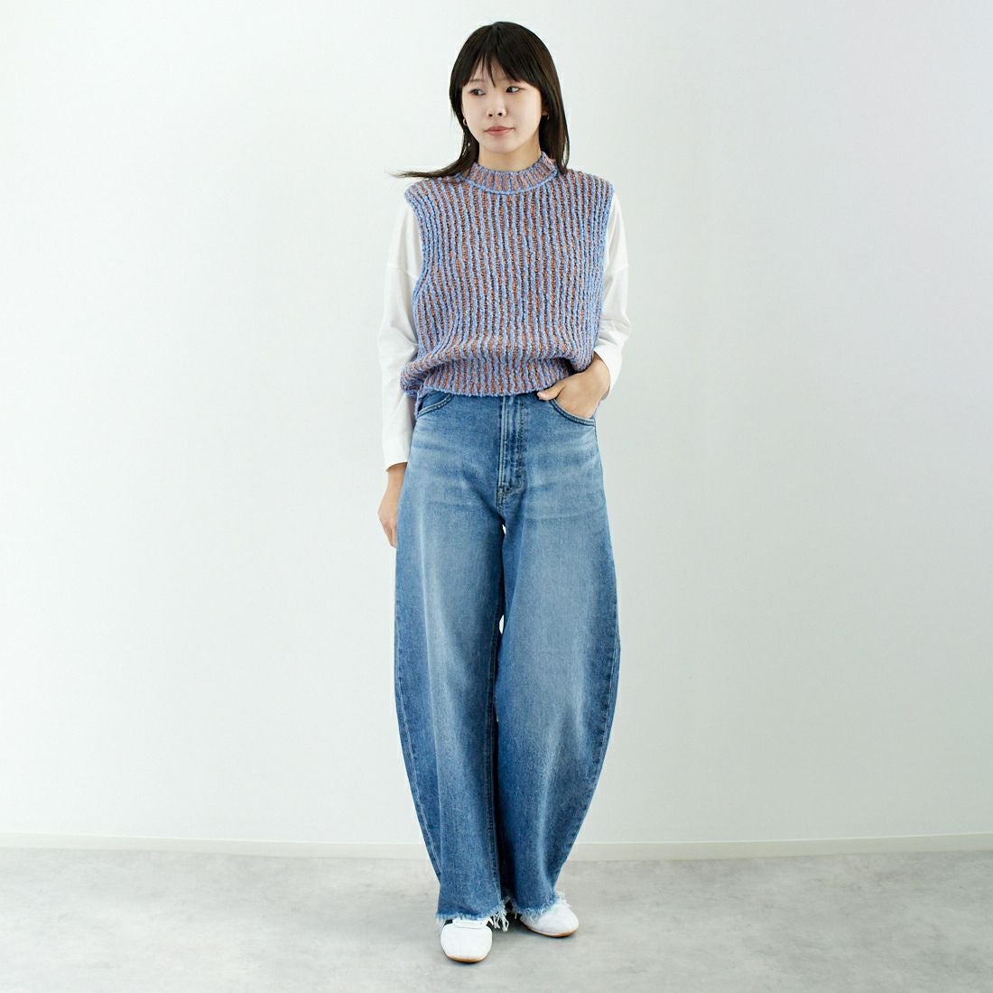 YANUK [ヤヌーク] カーブテーパード LAURA/ローラ [57141314] CUB &&モデル身長：167cm 着用サイズ：24&&