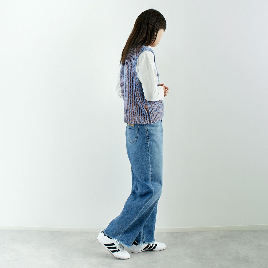 YANUK [ヤヌーク] カーブテーパード LAURA/ローラ [57141314] CUB &&モデル身長：167cm 着用サイズ：24&&