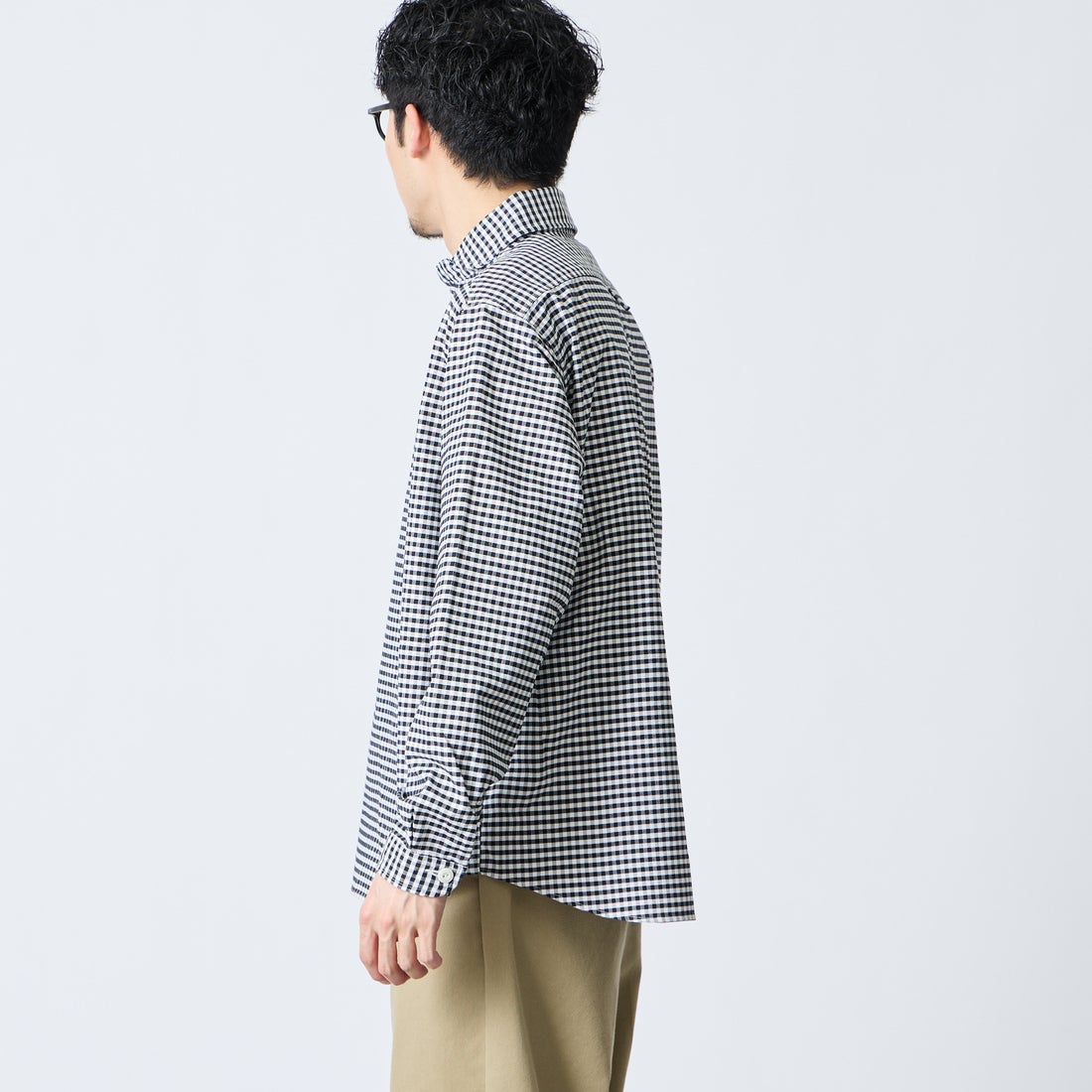 DANTON [ダントン] オックスフォード ラウンドカラーシャツ [DT-B0282OXP] BK/WH GNGM &&モデル身長：168cm 着用サイズ：40&&