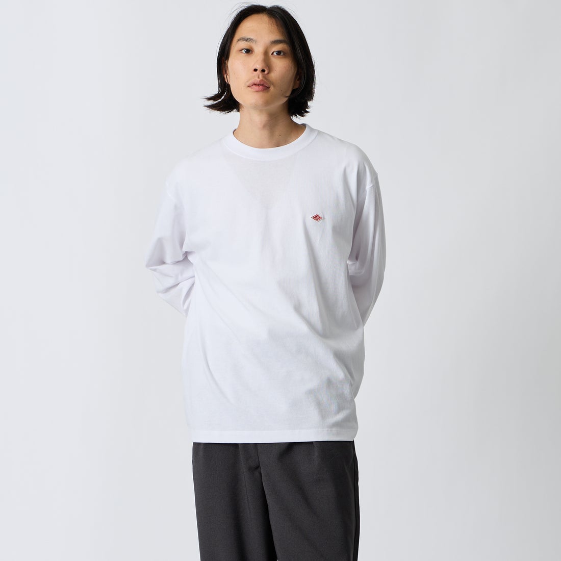 DANTON [ダントン] プレーン ロングスリーブTシャツ [DT-C0200TCB] WHITE &&モデル身長：175cm 着用サイズ：L&&