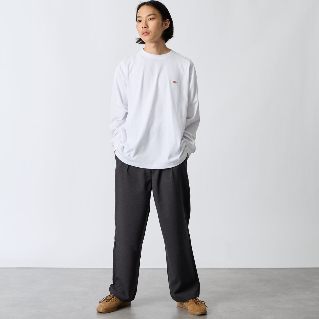 DANTON [ダントン] プレーン ロングスリーブTシャツ [DT-C0200TCB] WHITE &&モデル身長：175cm 着用サイズ：L&&