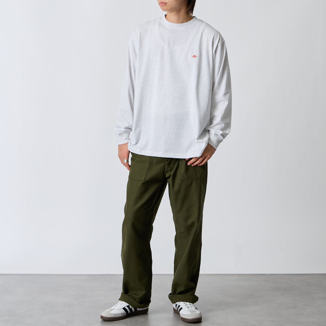 DANTON [ダントン] プレーン ロングスリーブTシャツ [DT-C0200TCB] HEATHER WH &&モデル身長：177cm 着用サイズ：L&&