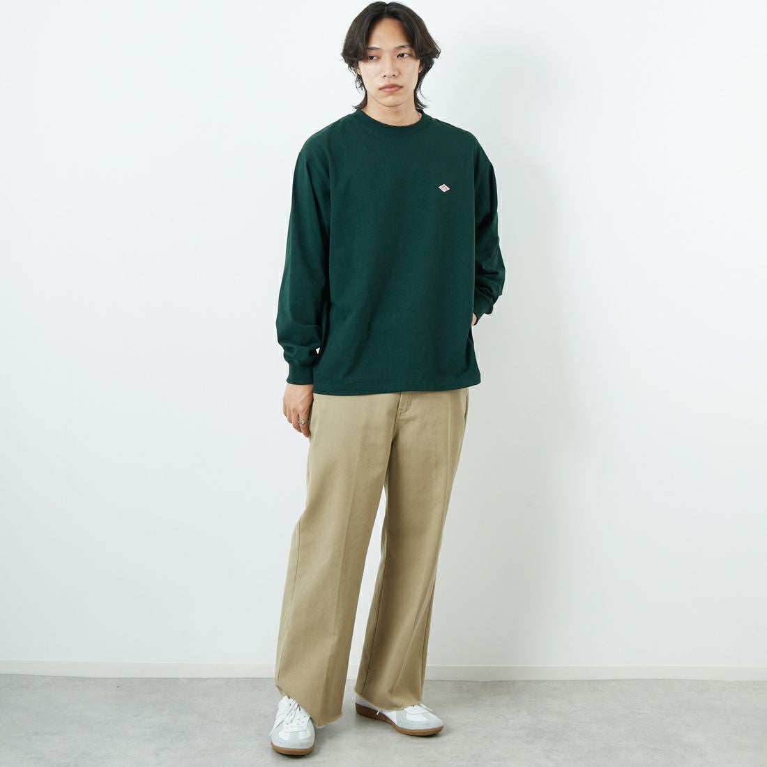 DANTON [ダントン] プレーン ロングスリーブTシャツ [DT-C0200TCB] DARK GREEN &&モデル身長：179cm 着用サイズ：L&&