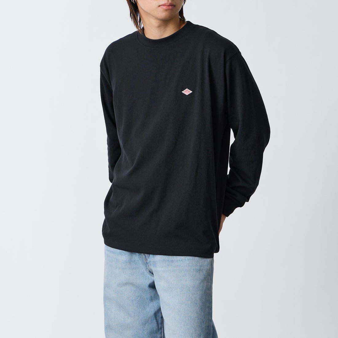 DANTON [ダントン] プレーン ロングスリーブTシャツ [DT-C0200TCB] BLACK &&モデル身長：177cm 着用サイズ：M&&