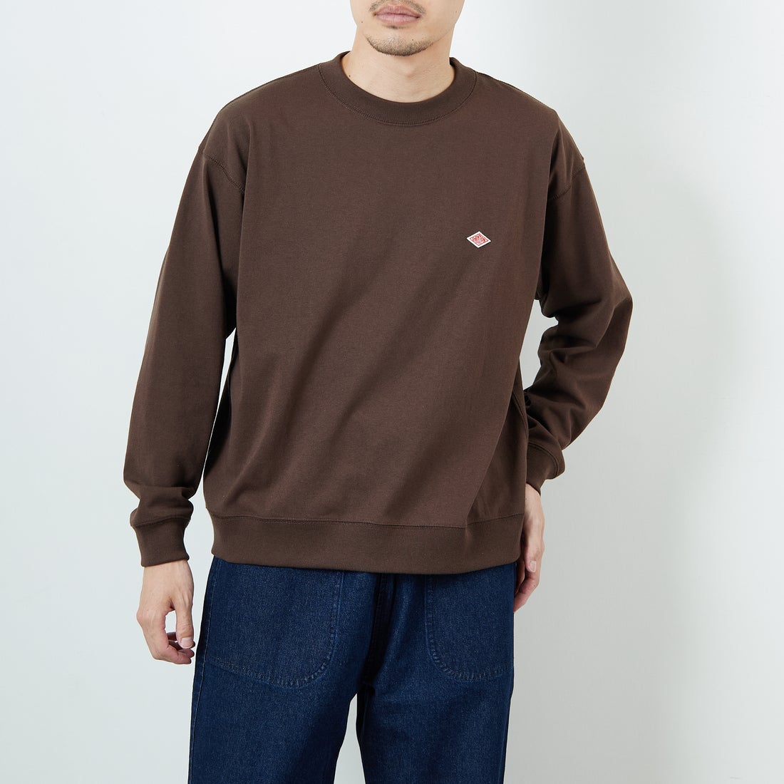 DANTON [ダントン] ソリッド スウェットTシャツ [DT-C0204TCB] DARK BROWN &&モデル身長：168cm 着用サイズ：S&&