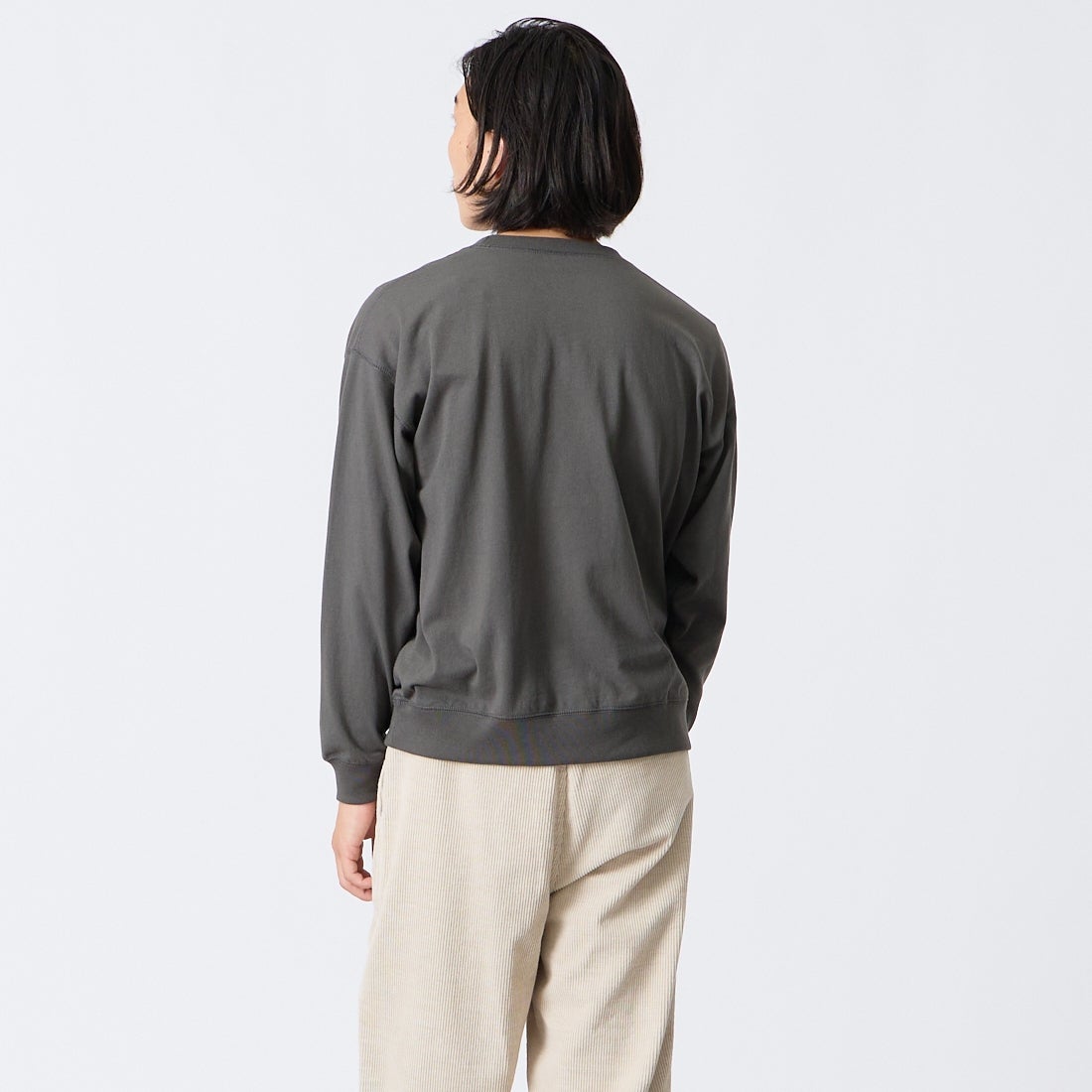 DANTON [ダントン] ソリッド スウェットTシャツ [DT-C0204TCB] COAL GREY &&モデル身長：175cm 着用サイズ：S&&