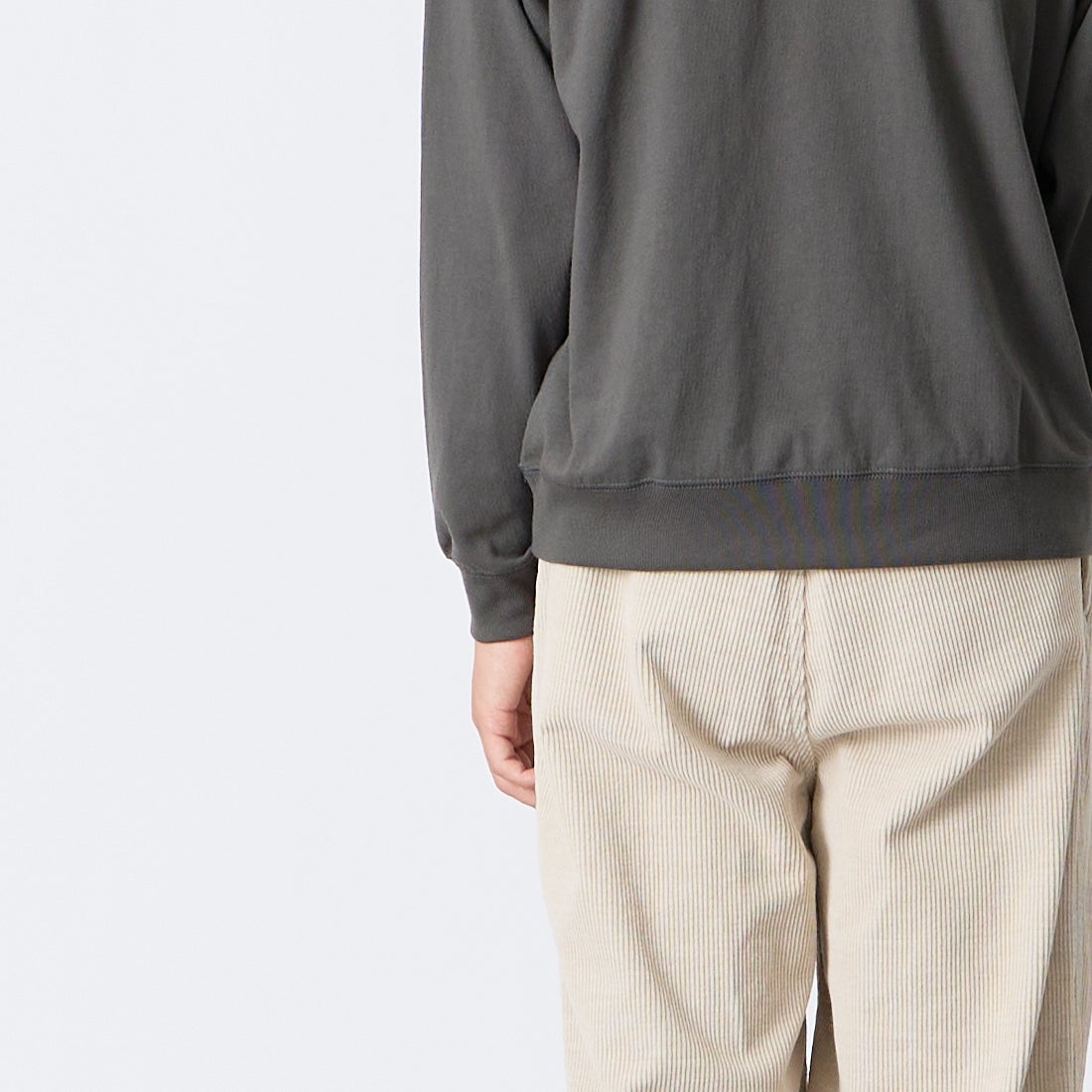 DANTON [ダントン] ソリッド スウェットTシャツ [DT-C0204TCB] COAL GREY &&モデル身長：175cm 着用サイズ：S&&