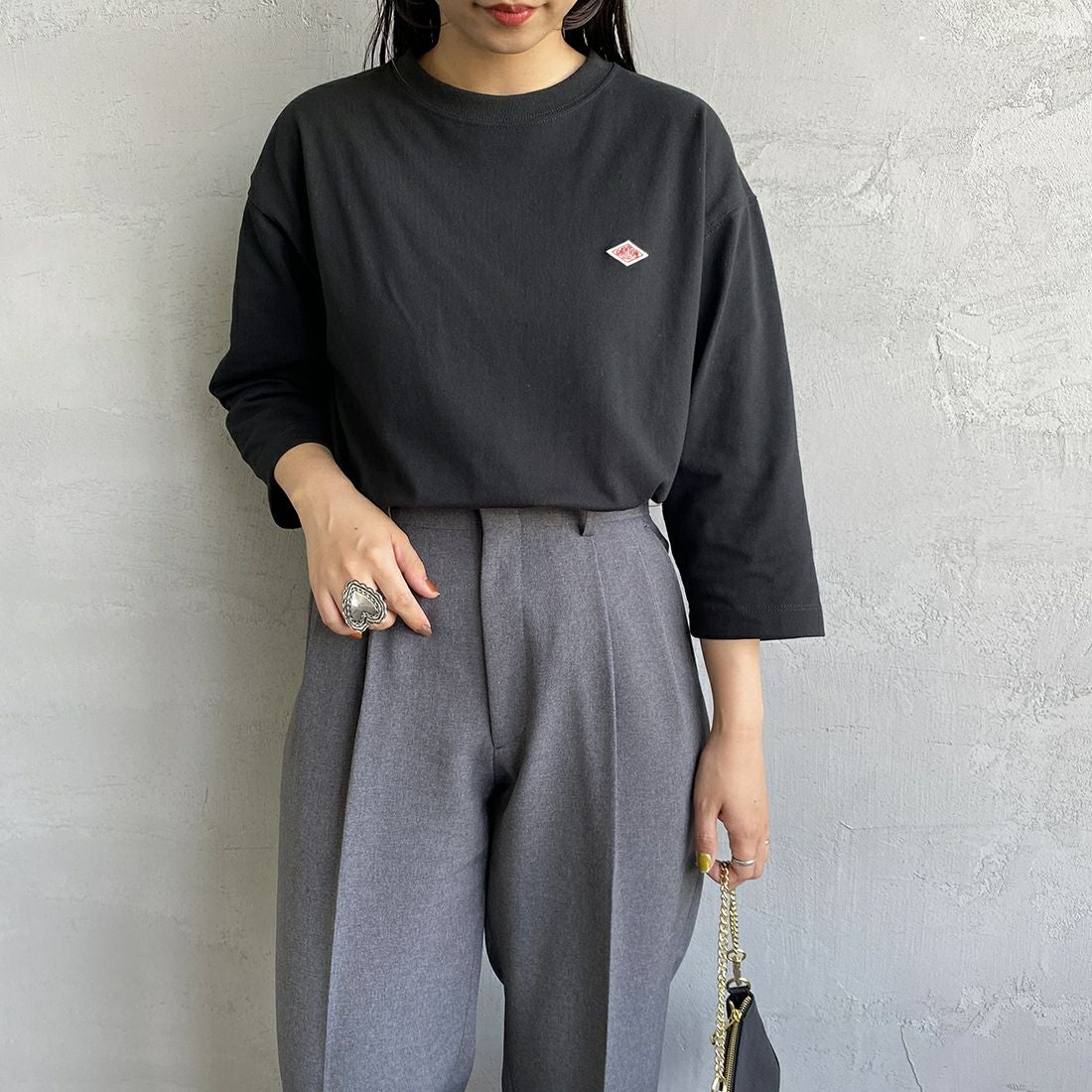 BLACK&&モデル身長：156cm 着用サイズ：S&&