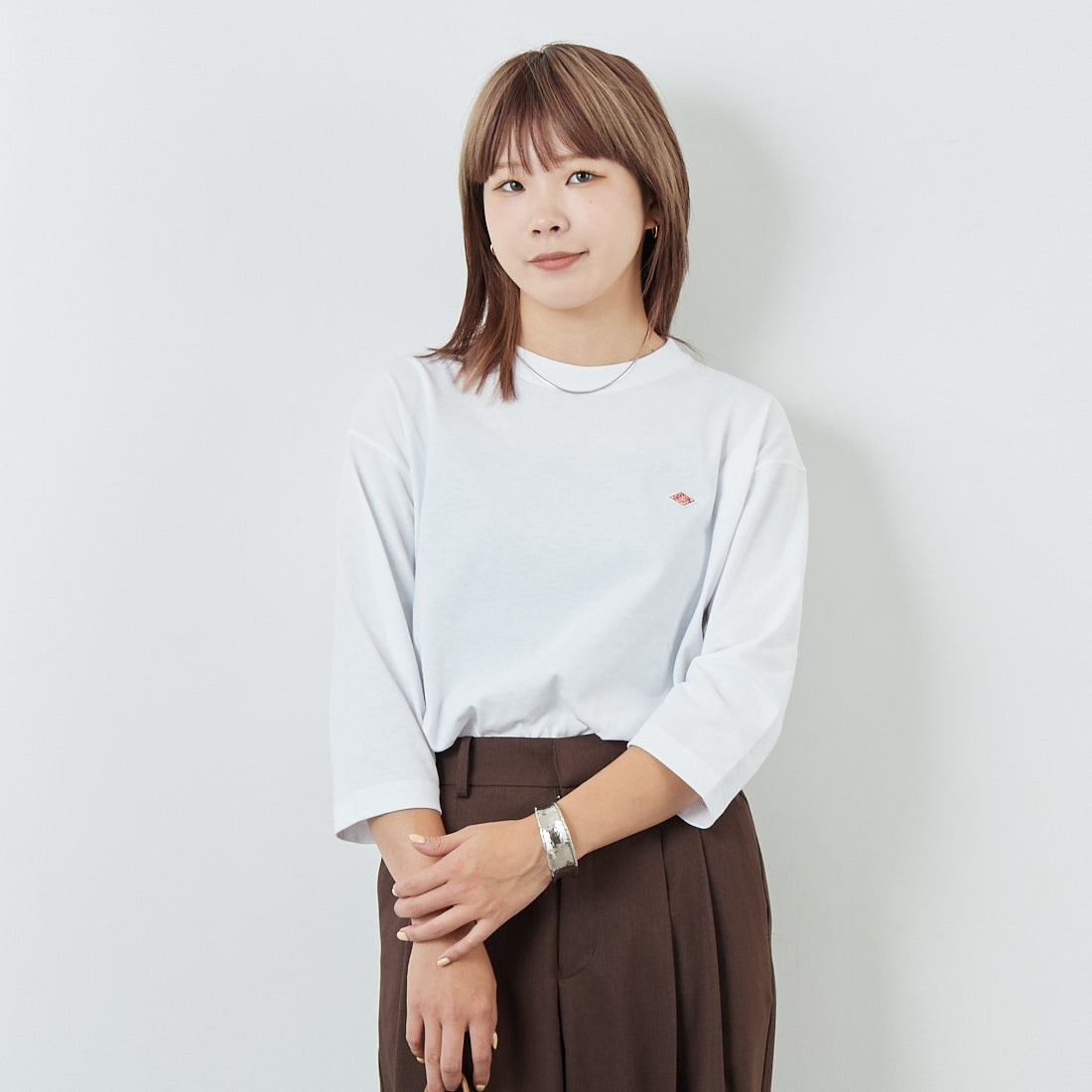 DANTON [ダントン] ソリッド クルーネックプルオーバー [DT-C0131TCB] WHITE &&モデル身長：167cm 着用サイズ：S&&