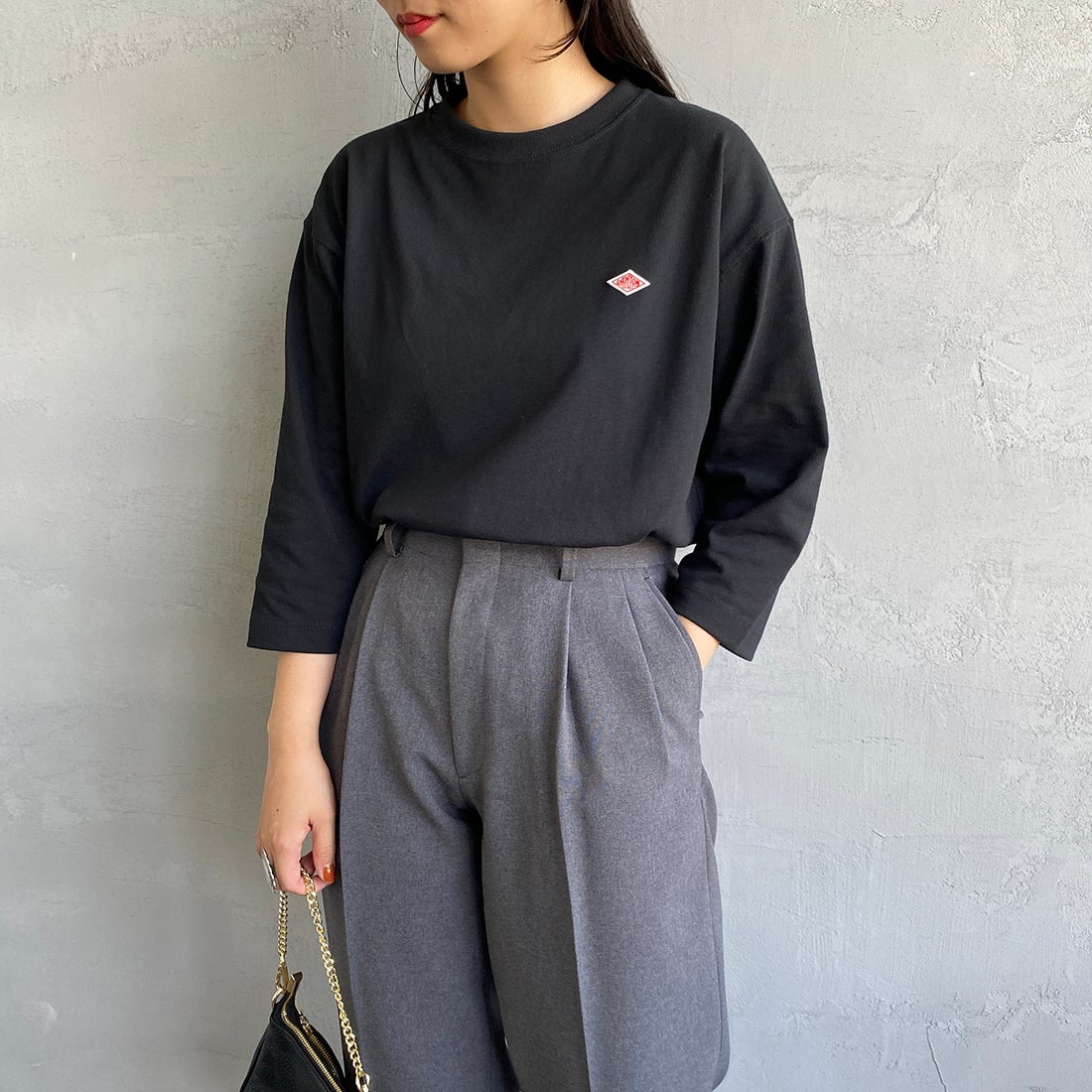 DANTON [ダントン] ソリッド クルーネックプルオーバー [DT-C0131TCB] BLACK &&モデル身長：156cm 着用サイズ：S&&