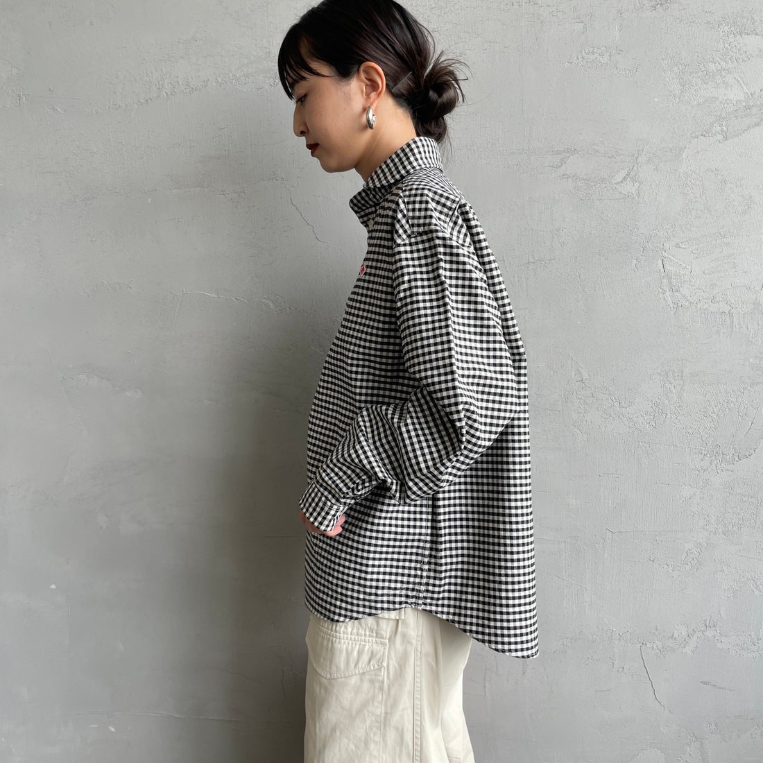 DANTON [ダントン] ラウンドカラー オックスフォードシャツ [DT-B0281OXP] BLK/ECR GN &&モデル身長：150cm 着用サイズ：36&&