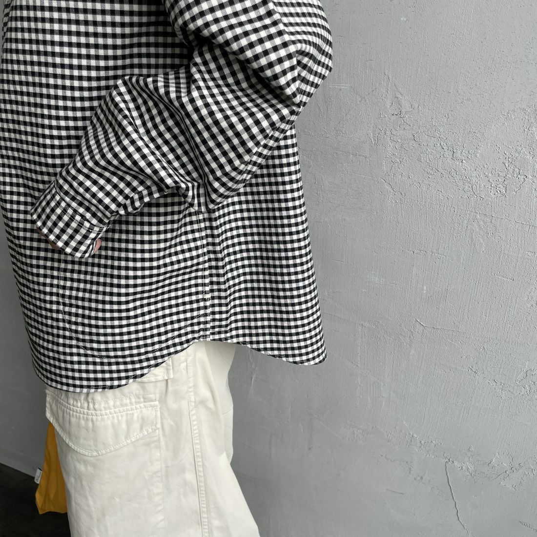 DANTON [ダントン] ラウンドカラー オックスフォードシャツ [DT-B0281OXP] BLK/ECR GN &&モデル身長：150cm 着用サイズ：36&&