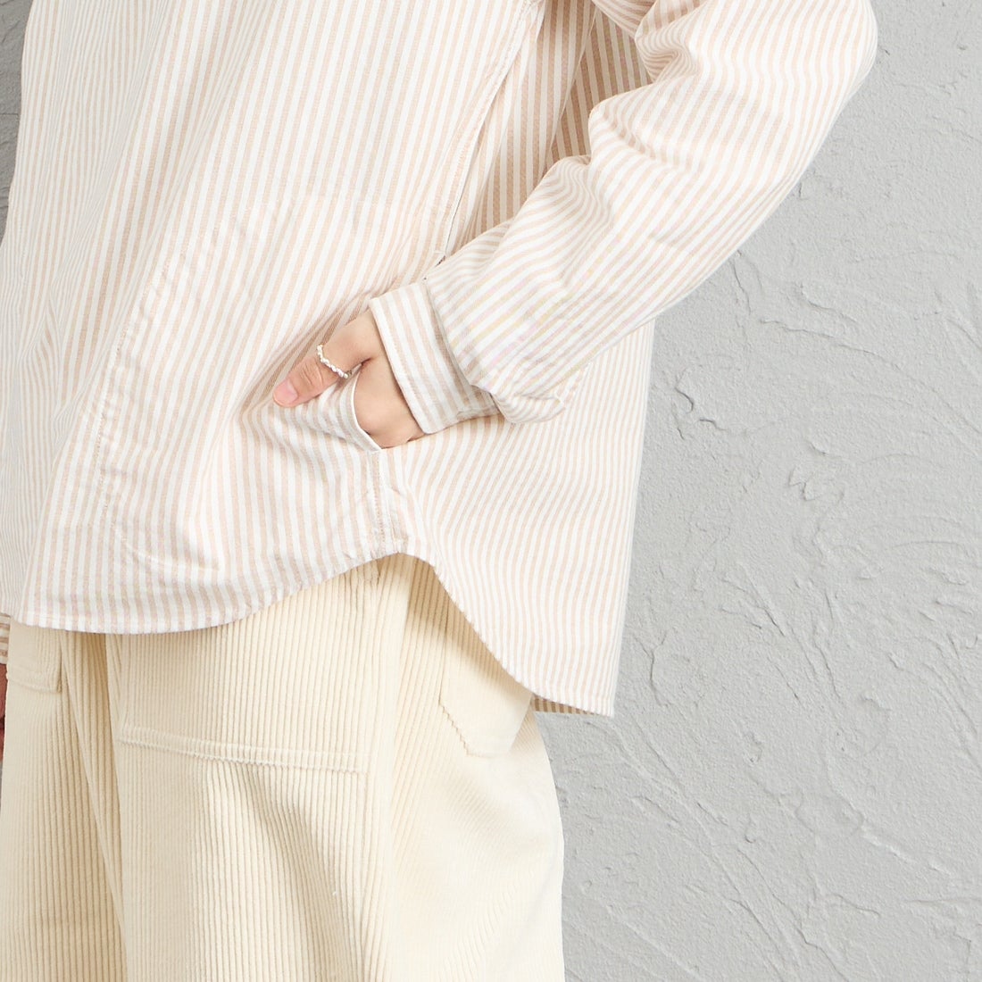 DANTON [ダントン] ラウンドカラー オックスフォードシャツ [DT-B0281OXP] BEG/WHT ST &&モデル身長：158cm 着用サイズ：36&&