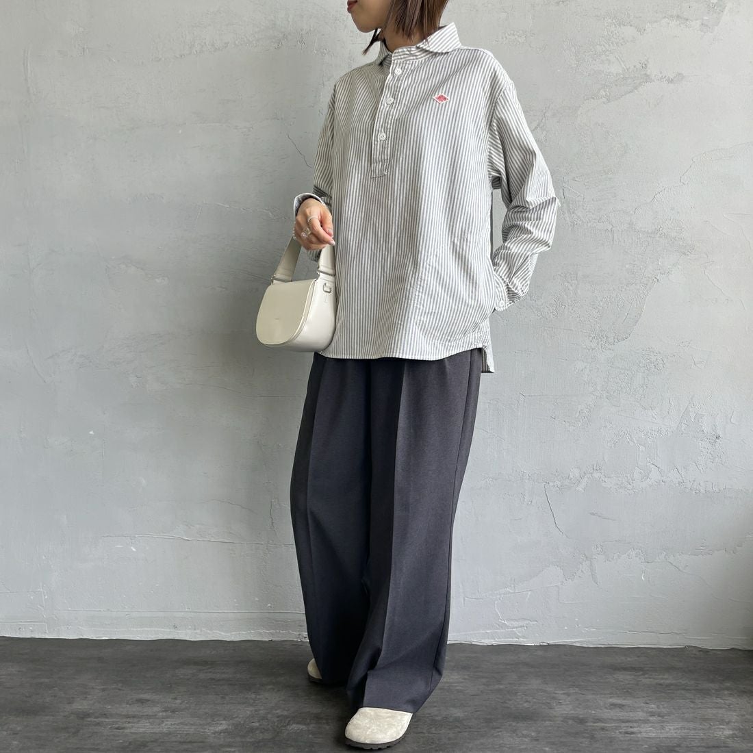 DANTON [ダントン] ラウンドカラー オックスフォードシャツ [DT-B0281OXP] NVY/ECR ST &&モデル身長：159cm 着用サイズ：38&&