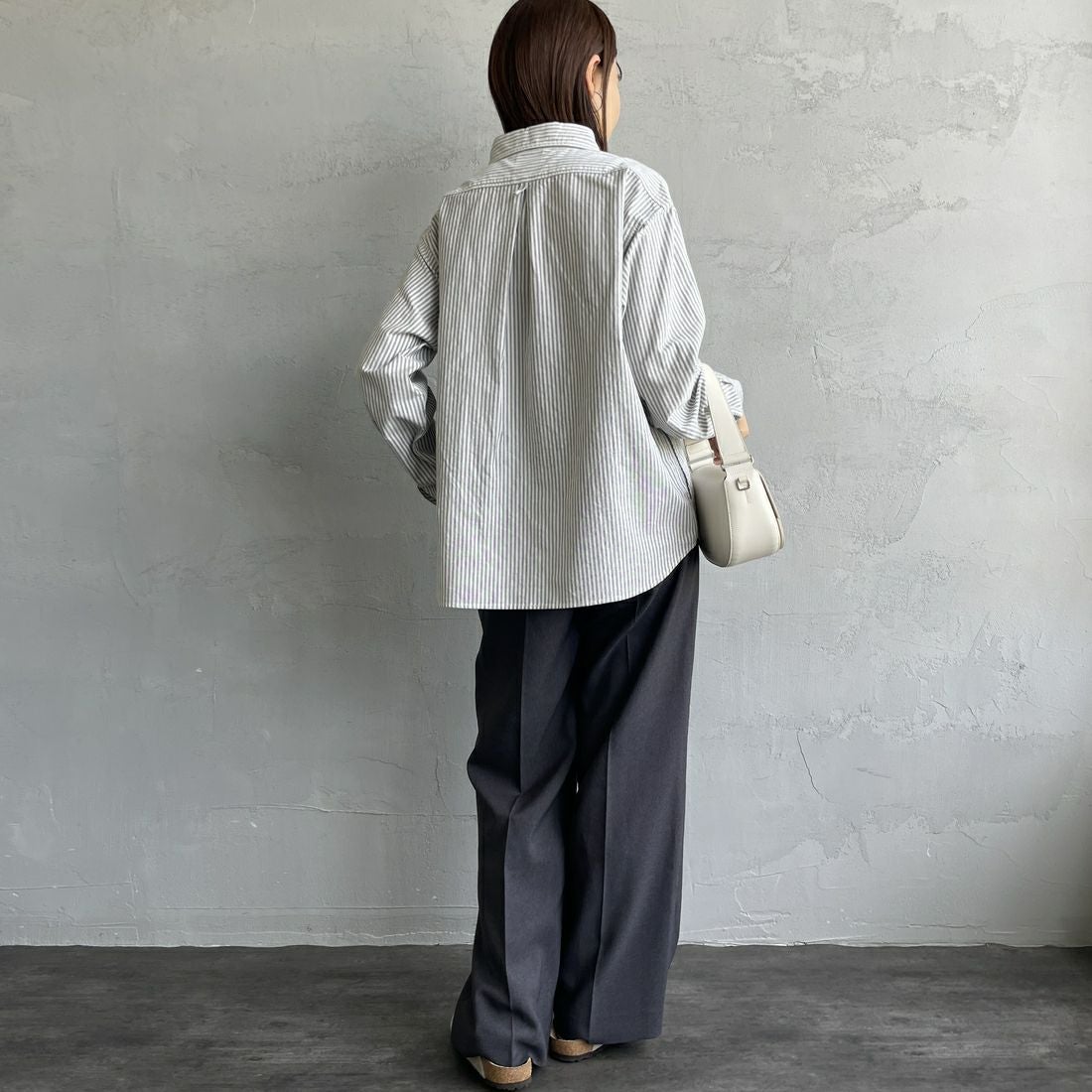 DANTON [ダントン] ラウンドカラー オックスフォードシャツ [DT-B0281OXP] NVY/ECR ST &&モデル身長：159cm 着用サイズ：38&&