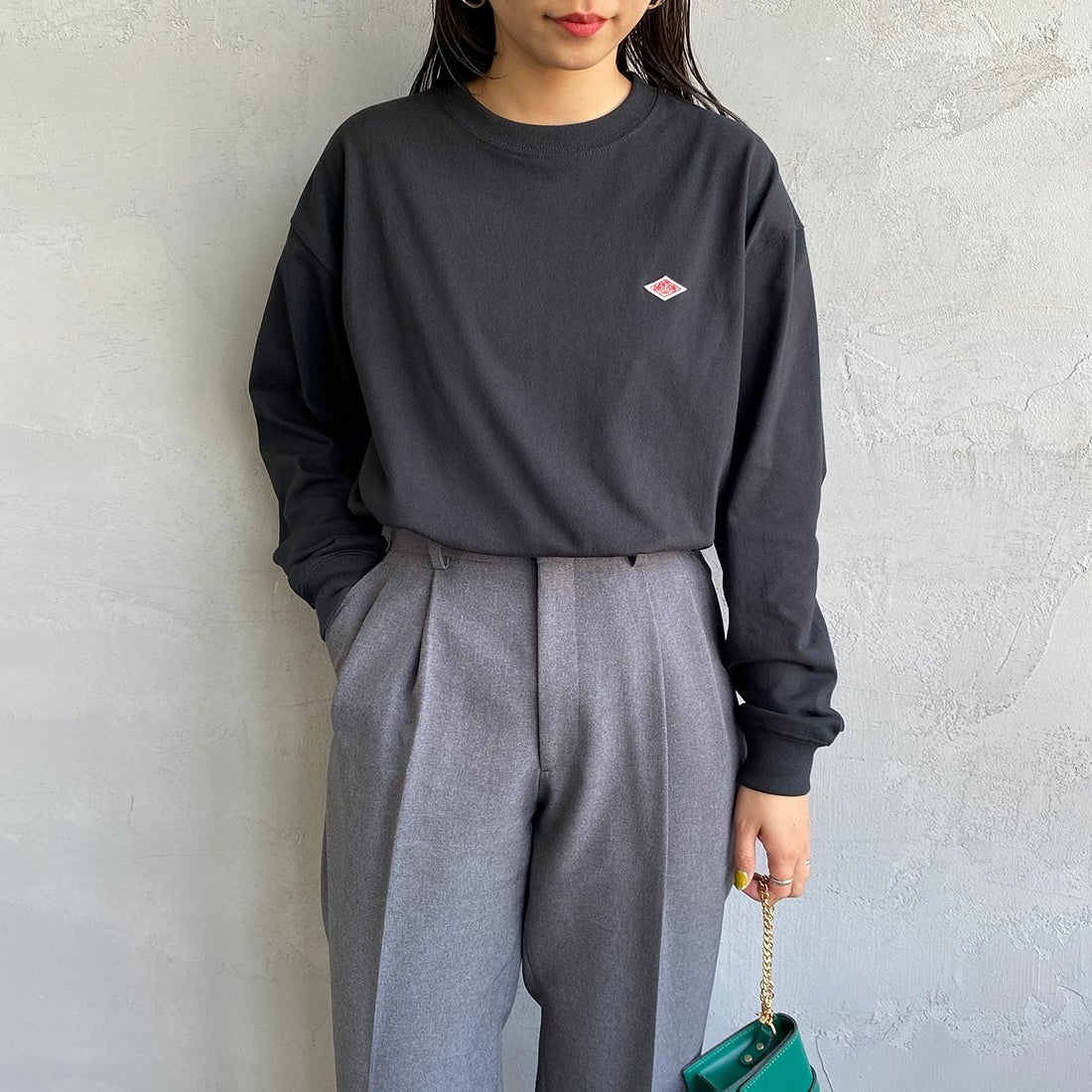 BLACK&&モデル身長：156cm 着用サイズ：S&&