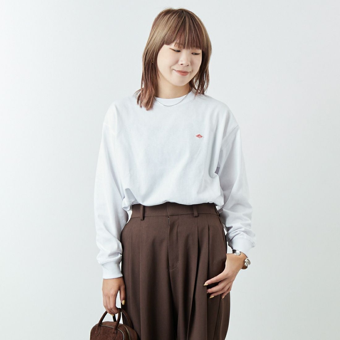 DANTON [ダントン] ソリッド ロングスリーブTシャツ [DT-C0269TCB] WHITE&&モデル身長：167cm 着用サイズ：S&&