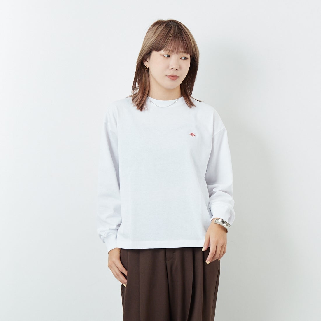 DANTON [ダントン] ソリッド ロングスリーブTシャツ [DT-C0269TCB] WHITE&&モデル身長：167cm 着用サイズ：S&&