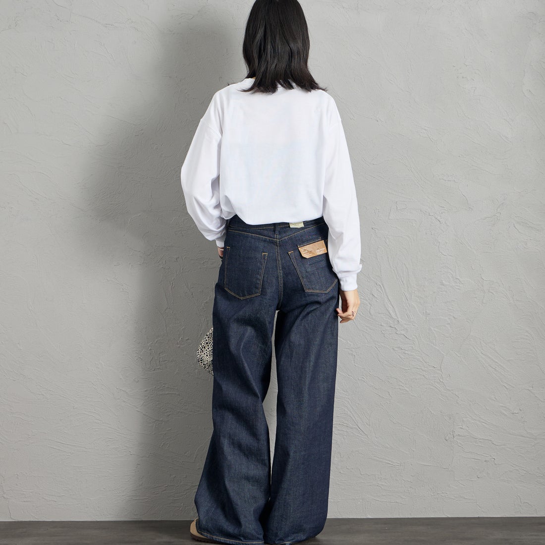 DANTON [ダントン] ソリッド ロングスリーブTシャツ [DT-C0269TCB] WHITE  &&モデル身長：162cm 着用サイズ：S&&