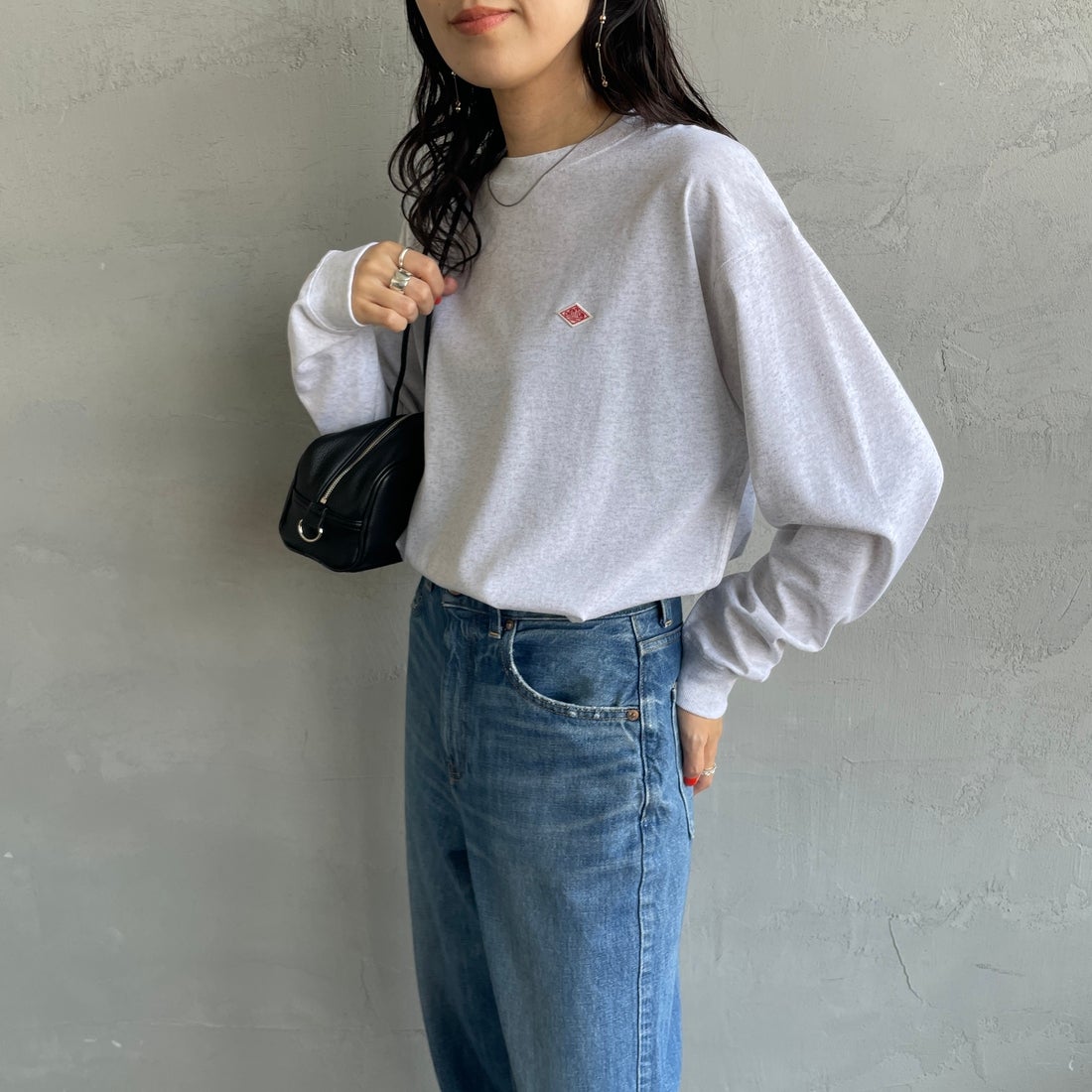 DANTON [ダントン] ソリッド ロングスリーブTシャツ [DT-C0269TCB] H.WHITE &&モデル身長：160cm 着用サイズ：S&&