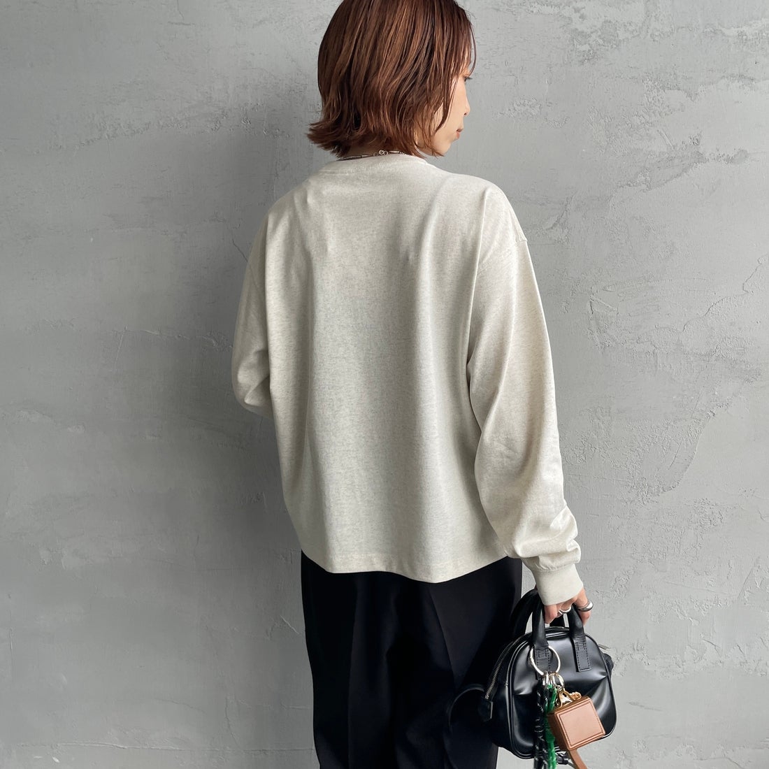 DANTON [ダントン] ソリッド ロングスリーブTシャツ [DT-C0269TCB] H.IVORY &&モデル身長：158cm 着用サイズ：S&&
