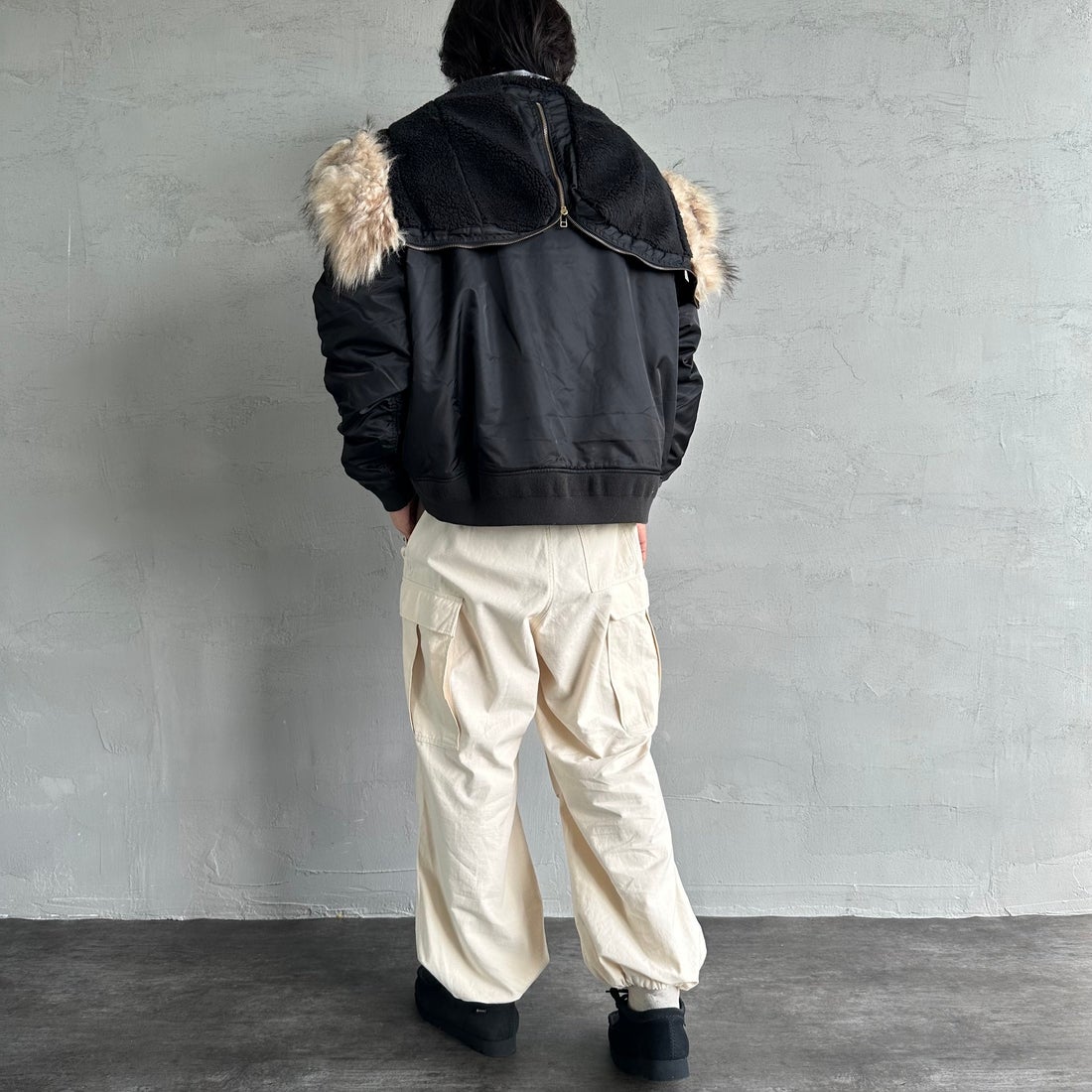 MILITARY [ミリタリー] 別注 N-2B オーバーサイズフライトジャケット [T-24789002-JF] BLACK &&モデル身長：179cm 着用サイズ：L&&