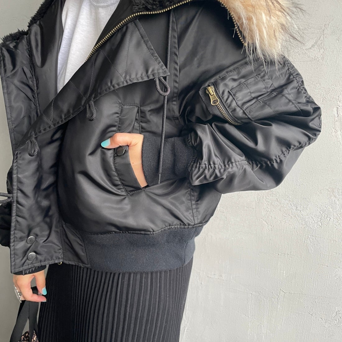 MILITARY [ミリタリー] 別注 N-2B オーバーサイズフライトジャケット [T-24789002-JF] BLACK