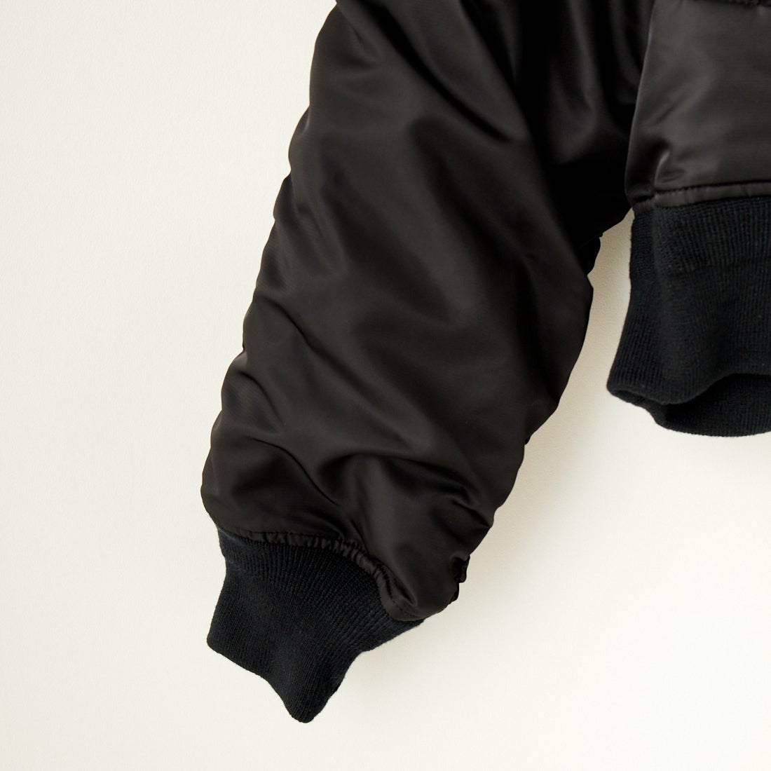 MILITARY [ミリタリー] 別注 N-2B オーバーサイズフライトジャケット [T-24789002-JF] BLACK