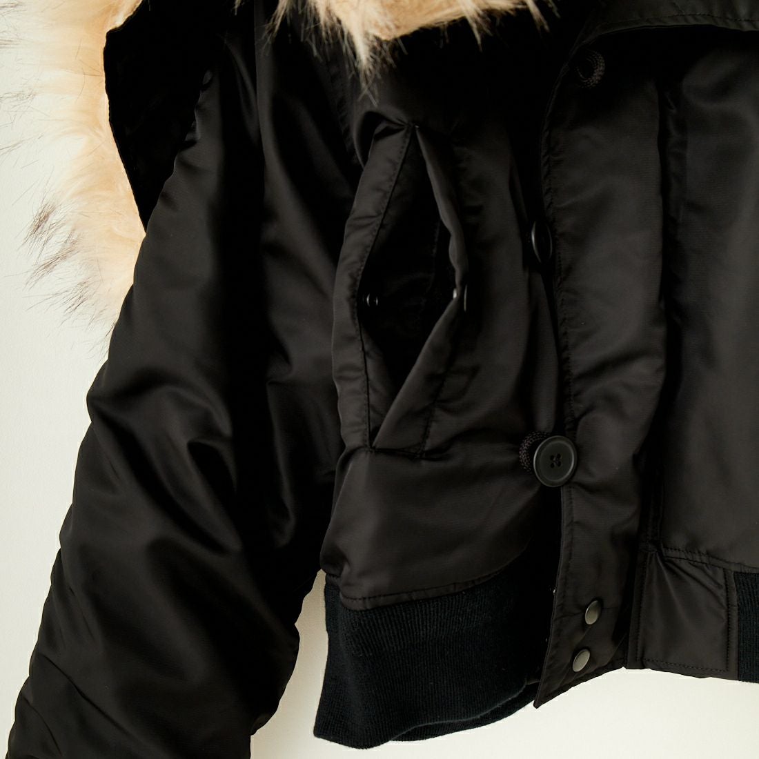 MILITARY [ミリタリー] 別注 N-2B オーバーサイズフライトジャケット [T-24789002-JF] BLACK