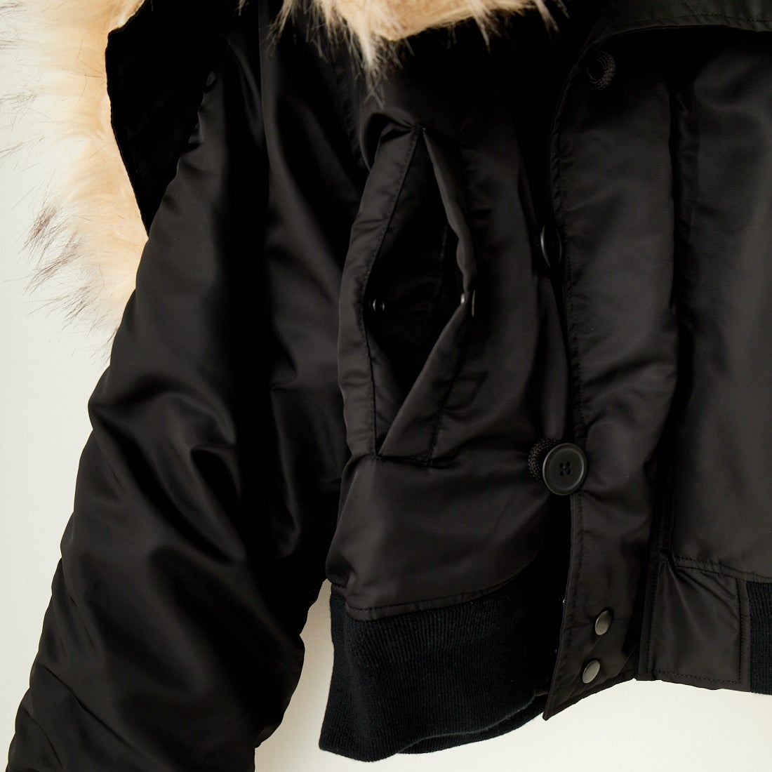 MILITARY [ミリタリー] 別注 N-2B オーバーサイズフライトジャケット [T-24789002-JF] BLACK