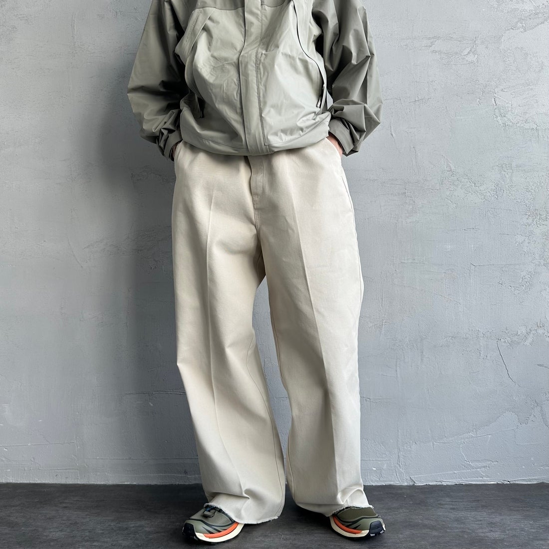 OFF&&モデル身長：168cm 着用サイズ：XXL&&