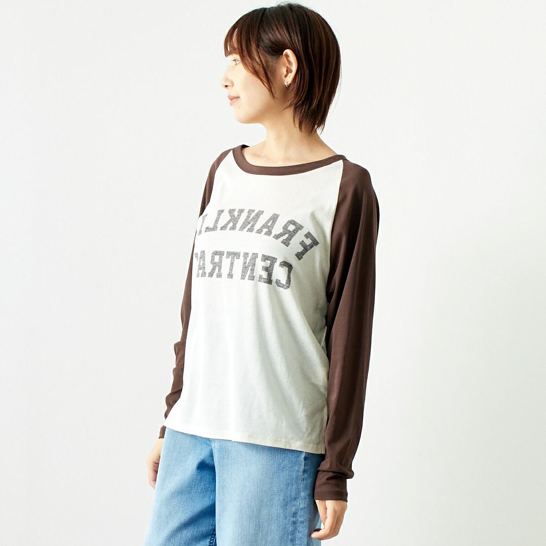 St.Johns 3rd club [セントジョンズサードクラブ] フランクリンセントラル シアーTシャツ [SJ24-12] OFF/BRN &&モデル身長：167cm 着用サイズ：F&&