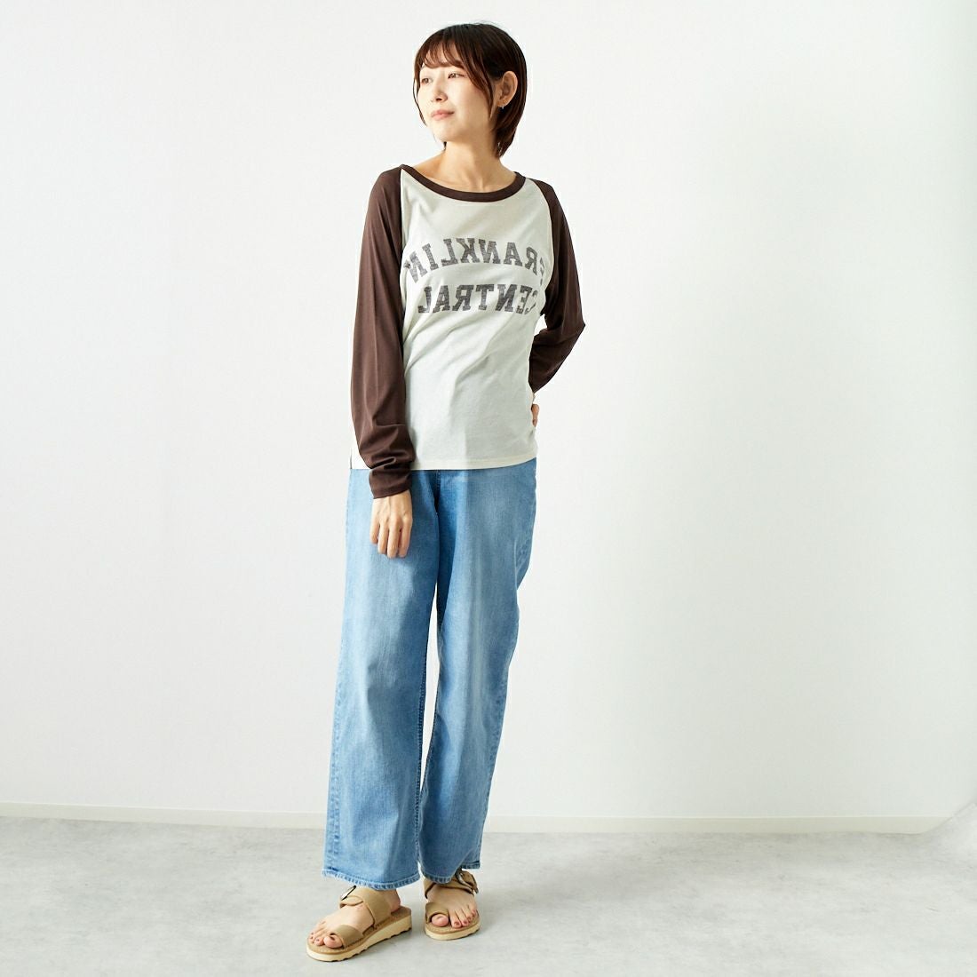 St.Johns 3rd club [セントジョンズサードクラブ] フランクリンセントラル シアーTシャツ [SJ24-12] OFF/BRN &&モデル身長：167cm 着用サイズ：F&&