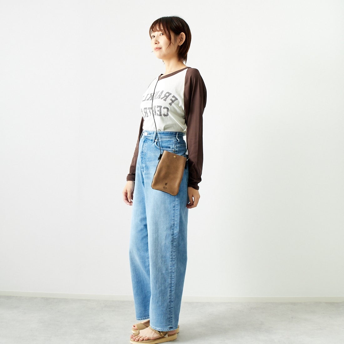 St.Johns 3rd club [セントジョンズサードクラブ] フランクリンセントラル シアーTシャツ [SJ24-12] OFF/BRN &&モデル身長：167cm 着用サイズ：F&&