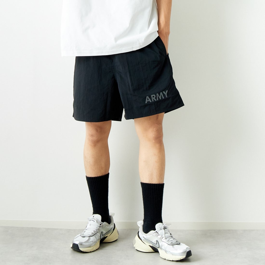 ﾌﾞﾗｯｸ&&モデル身長：179cm 着用サイズ：M&&