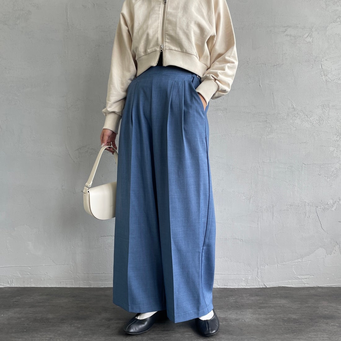 12 BLUE&&モデル身長：163cm 着用サイズ：S&&