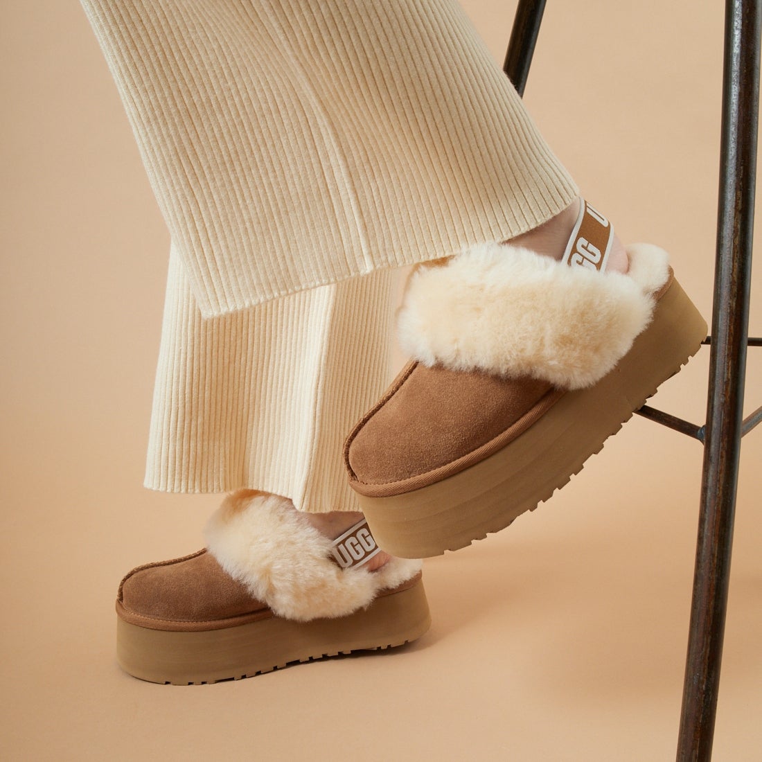 UGG [アグ] ファンケット [1113474]｜ジーンズファクトリー公式通販