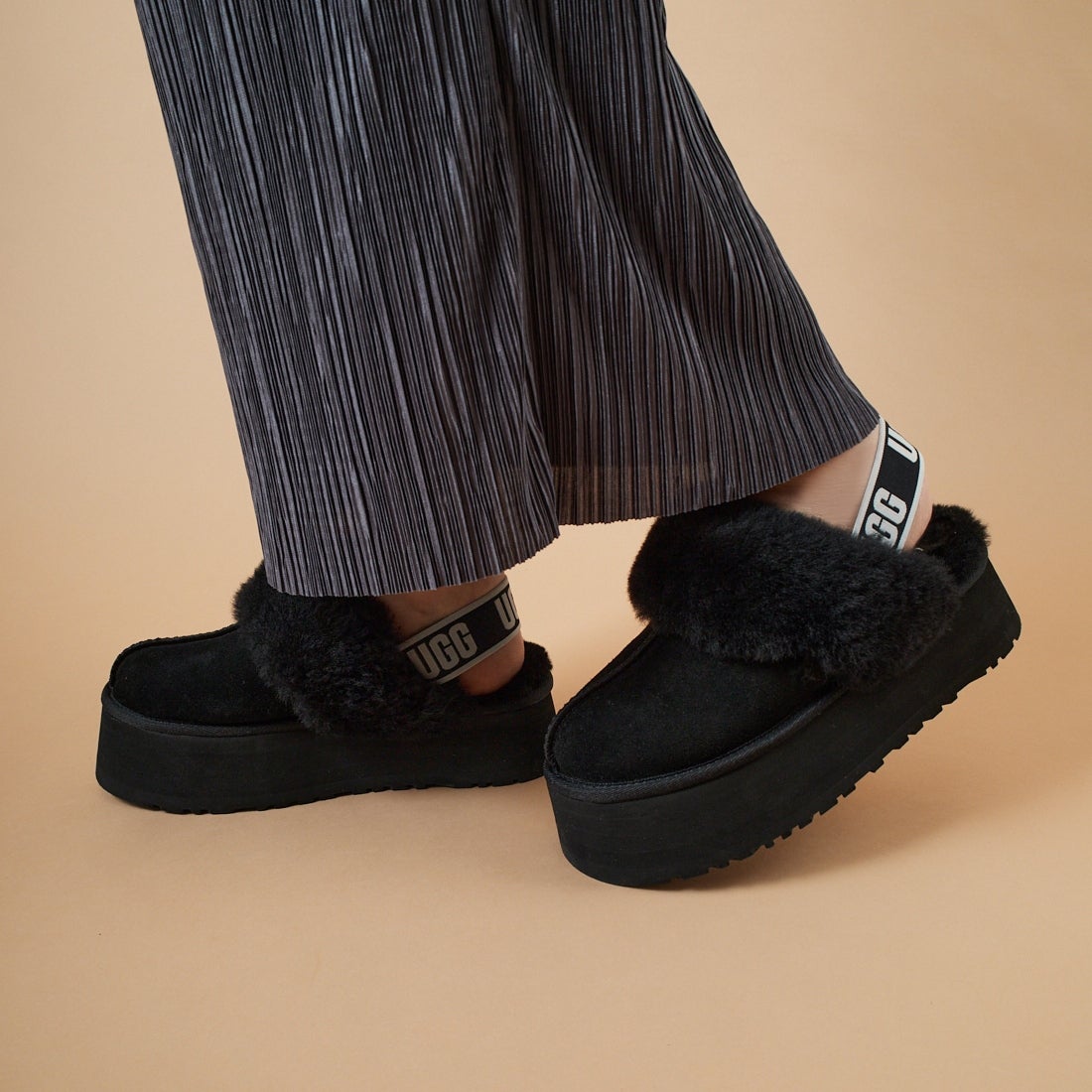 UGG [アグ] ファンケット [1113474]｜ジーンズファクトリー公式通販