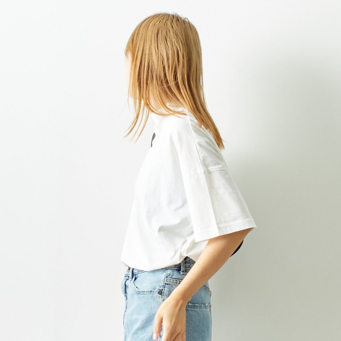 ESTROISLOSE [エストゥロワルーズ] プレミアム天竺 ハイネック 半袖Tシャツ [EC23201] 02 OFF &&モデル身長：167cm 着用サイズ：F&&