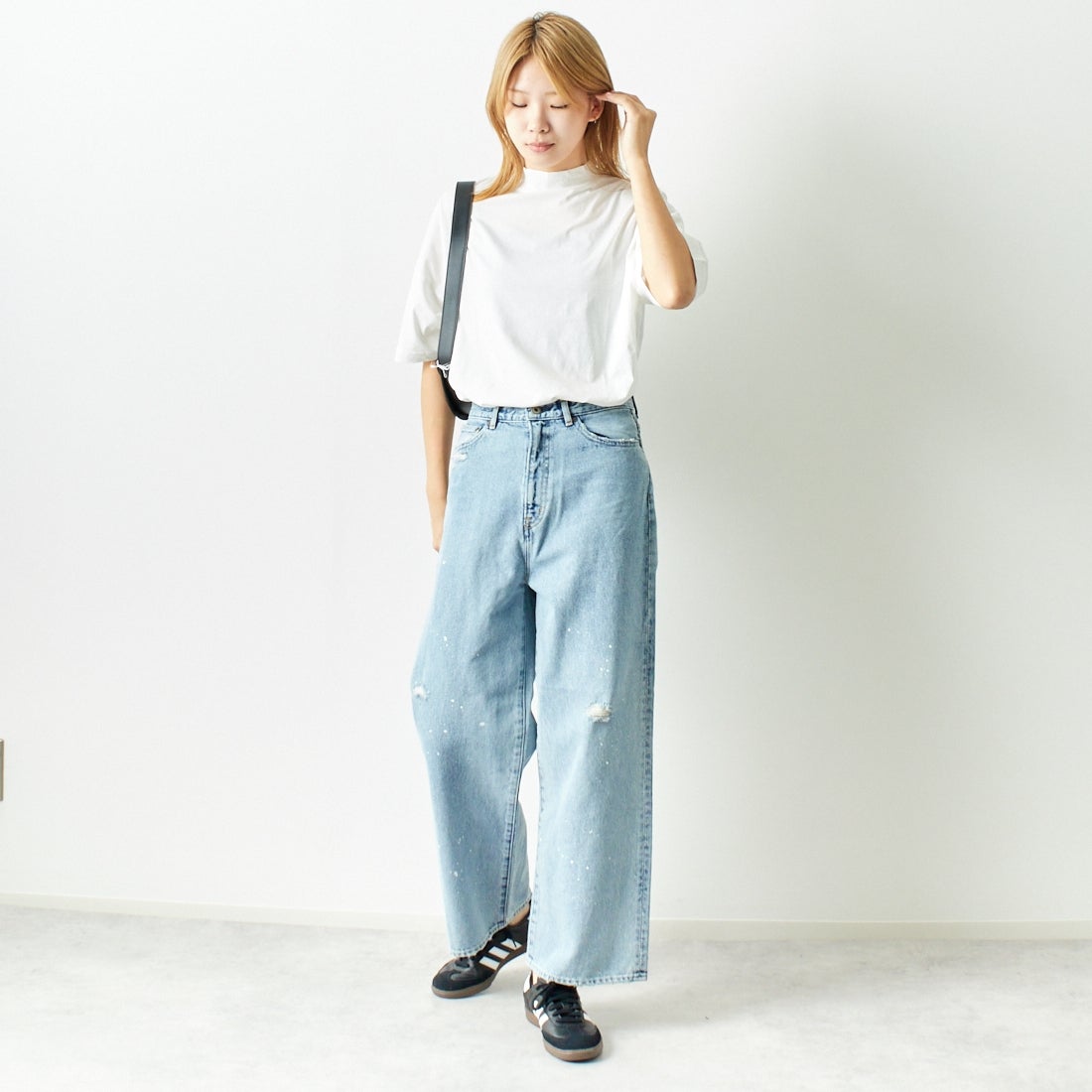 ESTROISLOSE [エストゥロワルーズ] プレミアム天竺 ハイネック 半袖Tシャツ [EC23201] 02 OFF &&モデル身長：167cm 着用サイズ：F&&