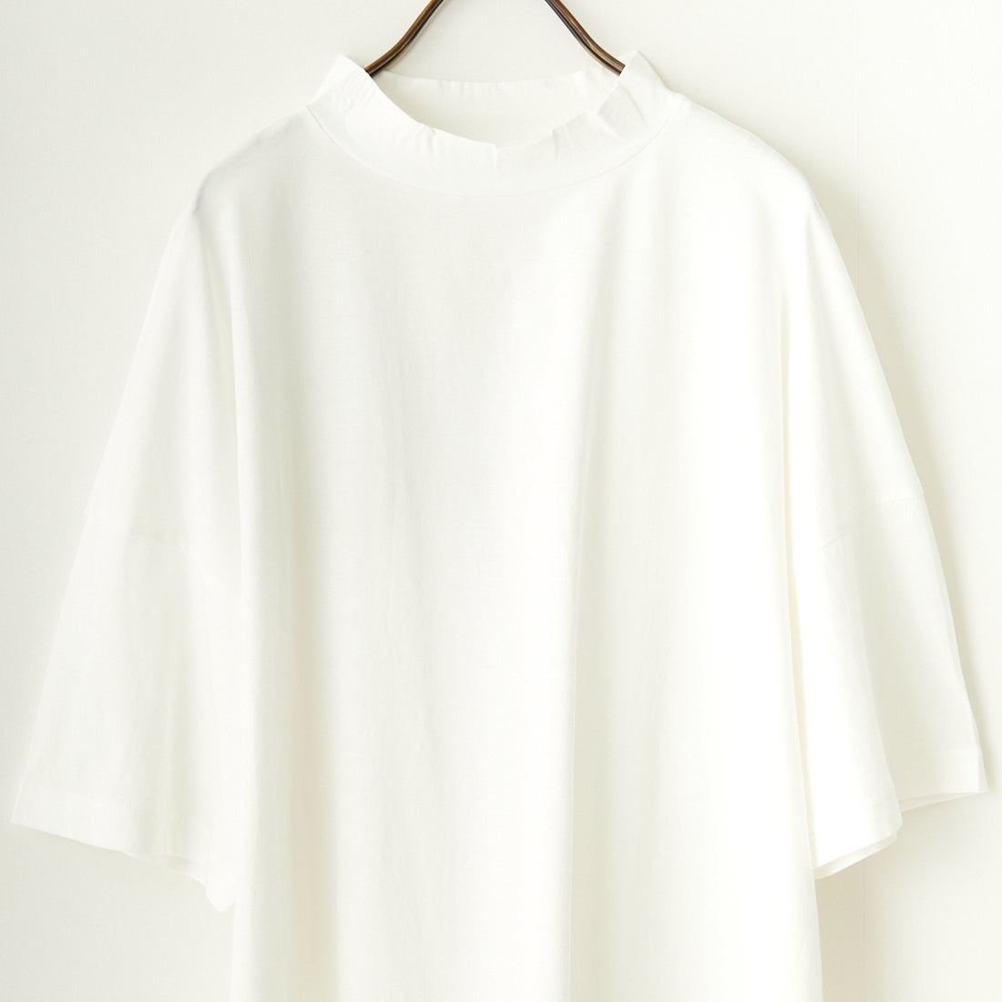 ESTROISLOSE [エストゥロワルーズ] プレミアム天竺 ハイネック 半袖Tシャツ [EC23201] 02 OFF