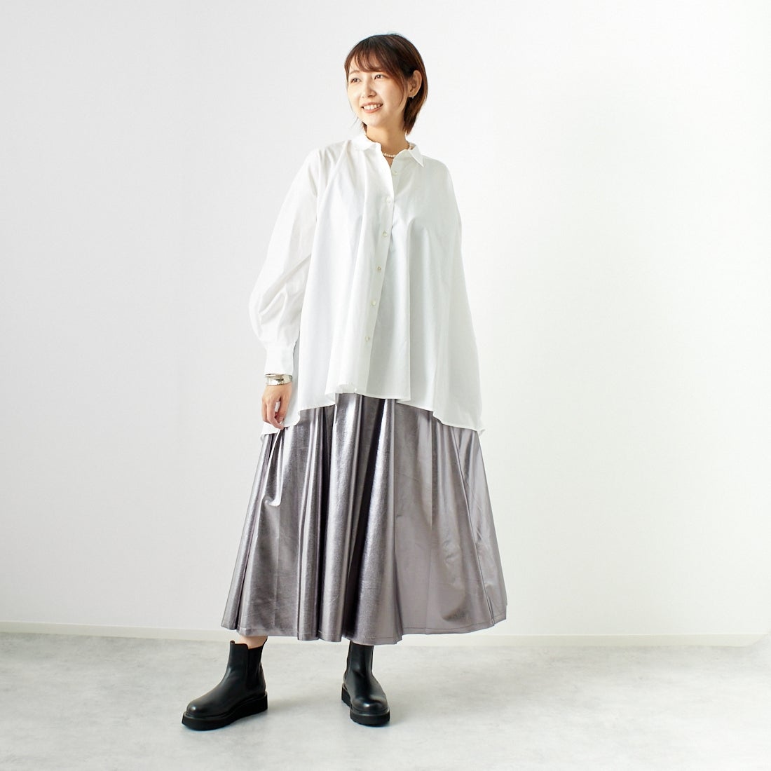 Jf Ready Made [ジェイエフレディメイド] メタリックフレアスカート [963-47841] 08 ｽﾁｰﾙ &&モデル身長：167cm 着用サイズ：F&&