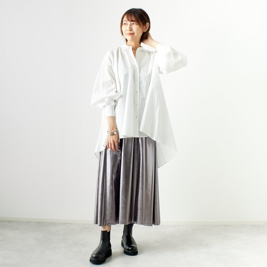Jf Ready Made [ジェイエフレディメイド] メタリックフレアスカート [963-47841] 08 ｽﾁｰﾙ &&モデル身長：167cm 着用サイズ：F&&