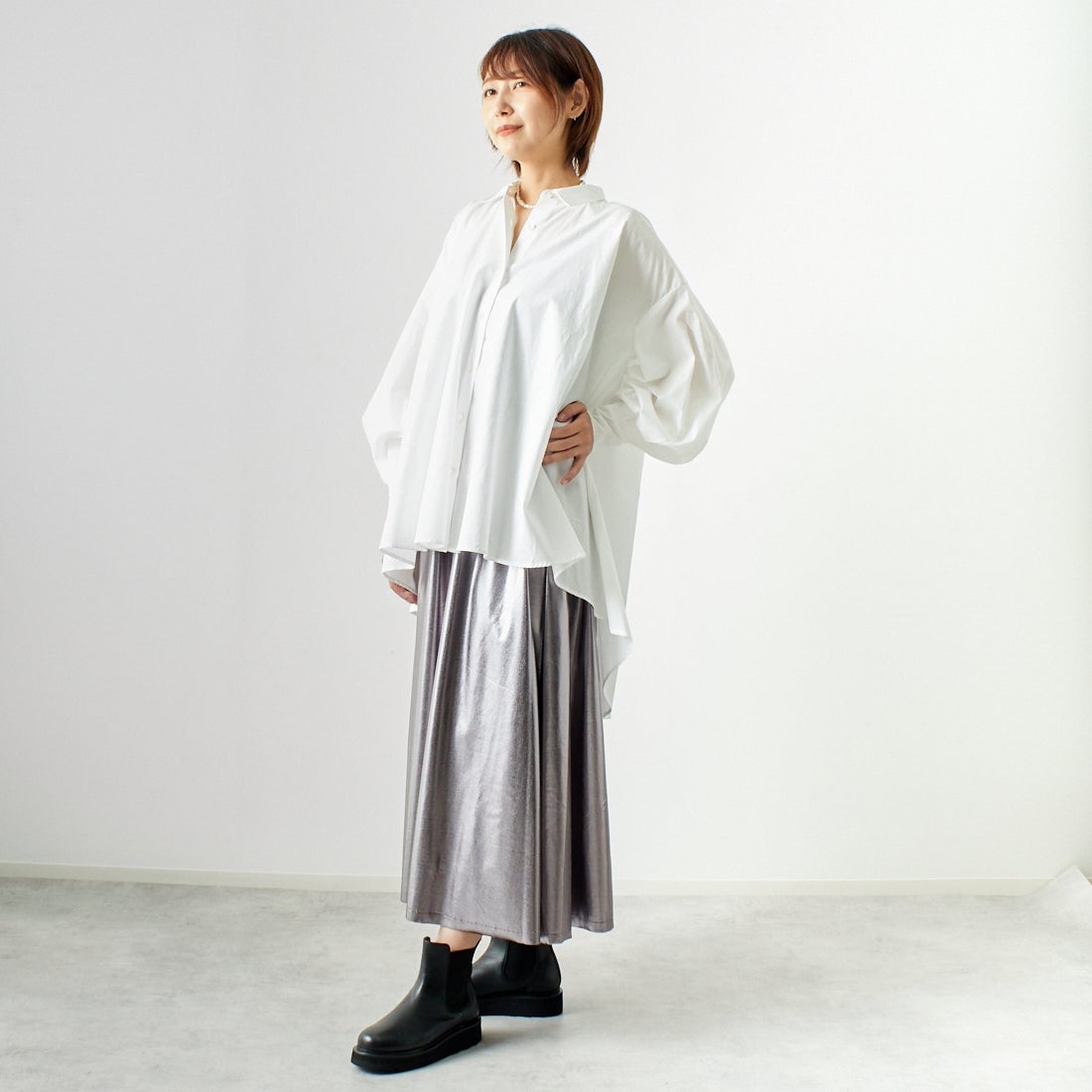 Jf Ready Made [ジェイエフレディメイド] メタリックフレアスカート [963-47841] 08 ｽﾁｰﾙ &&モデル身長：167cm 着用サイズ：F&&