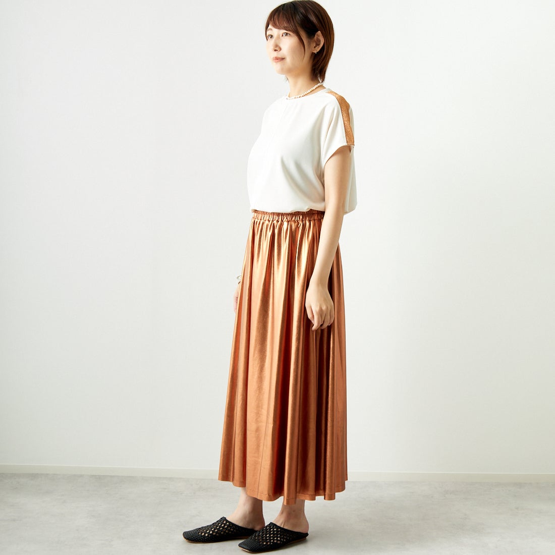 Jf Ready Made [ジェイエフレディメイド] メタリックフレアスカート [963-47841] 44 ﾌﾞﾛﾝｽﾞ &&モデル身長：167cm 着用サイズ：F&&