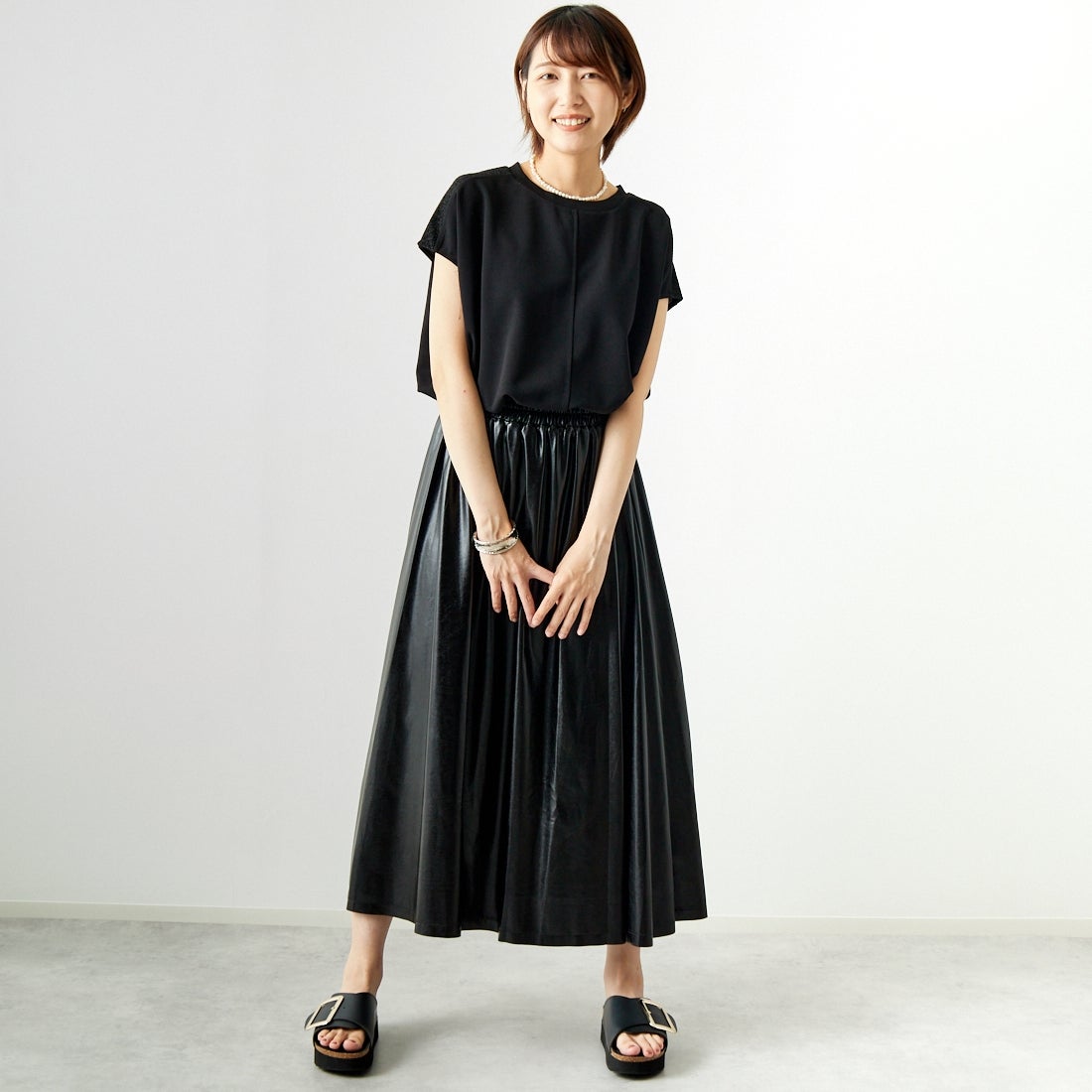 Jf Ready Made [ジェイエフレディメイド] メタリックフレアスカート [963-47841] 09 ﾌﾞﾗｯｸ &&モデル身長：167cm 着用サイズ：F&&